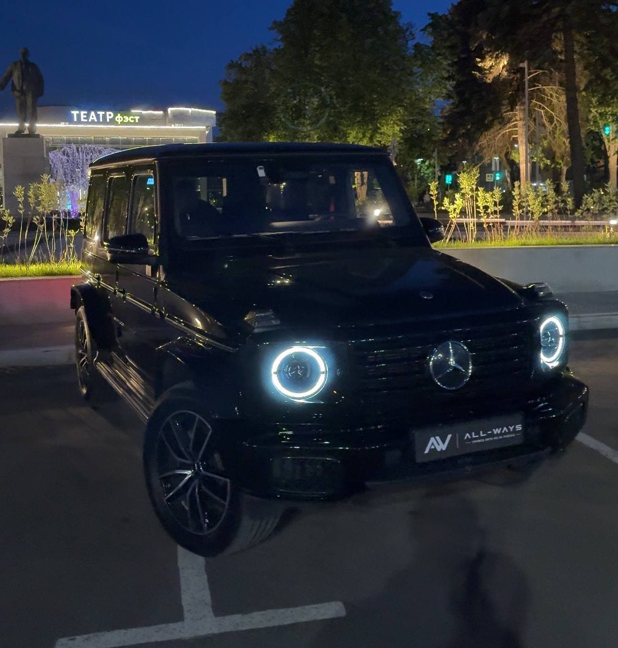 Чёрный Mercedes-Benz G-Class ночью, привезённый ALL-WAYS